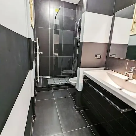 Bozzi 15 Apartmán *